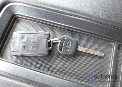 2015 Chevrolet Tahoe Lt z USA, uszkodzony, nr VIN 1GNSKBKC9FR553876